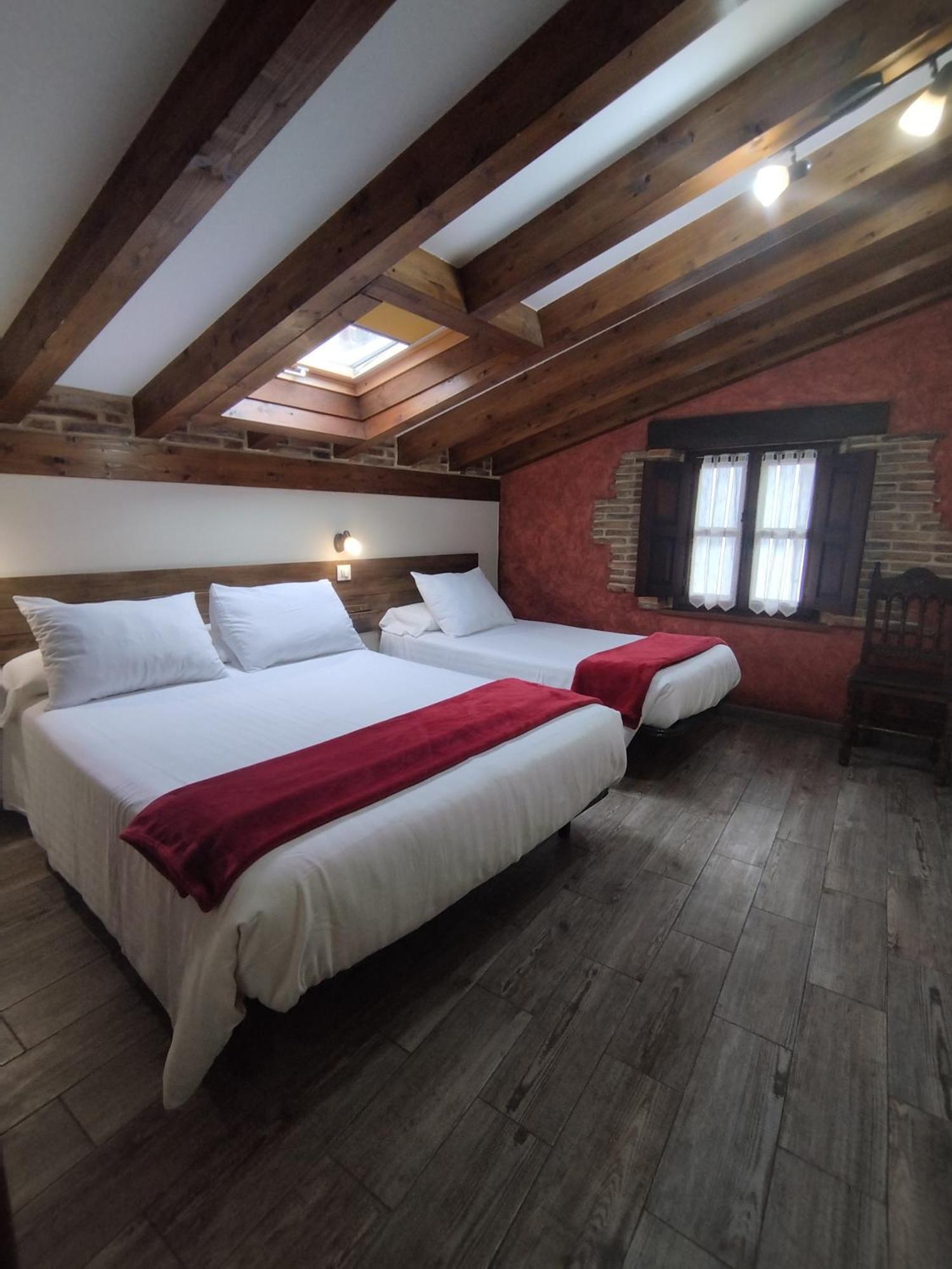 Apartamentos Legado De Santillana Santillana del Mar Kültér fotó