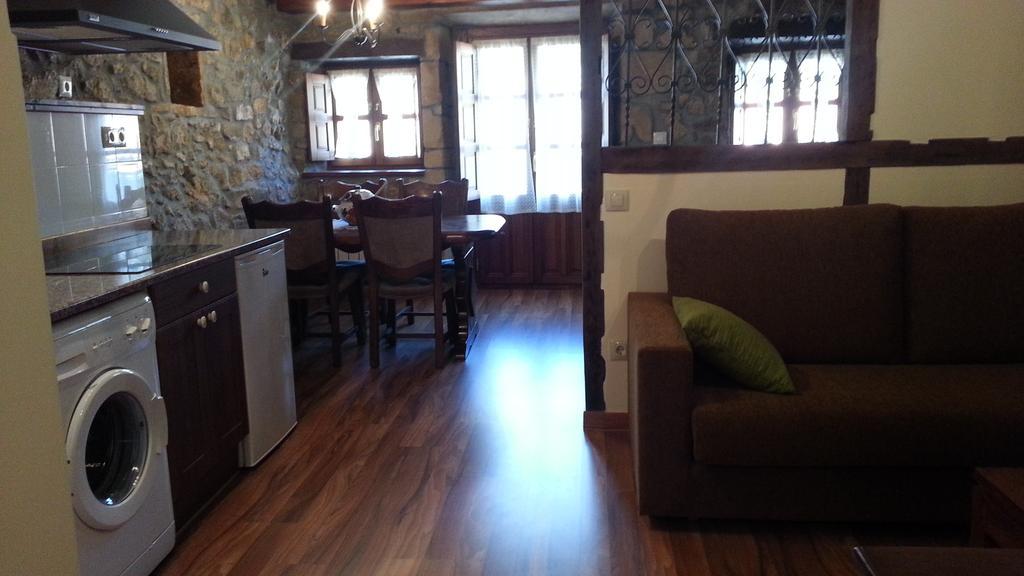 Apartamentos Legado De Santillana Santillana del Mar Szoba fotó