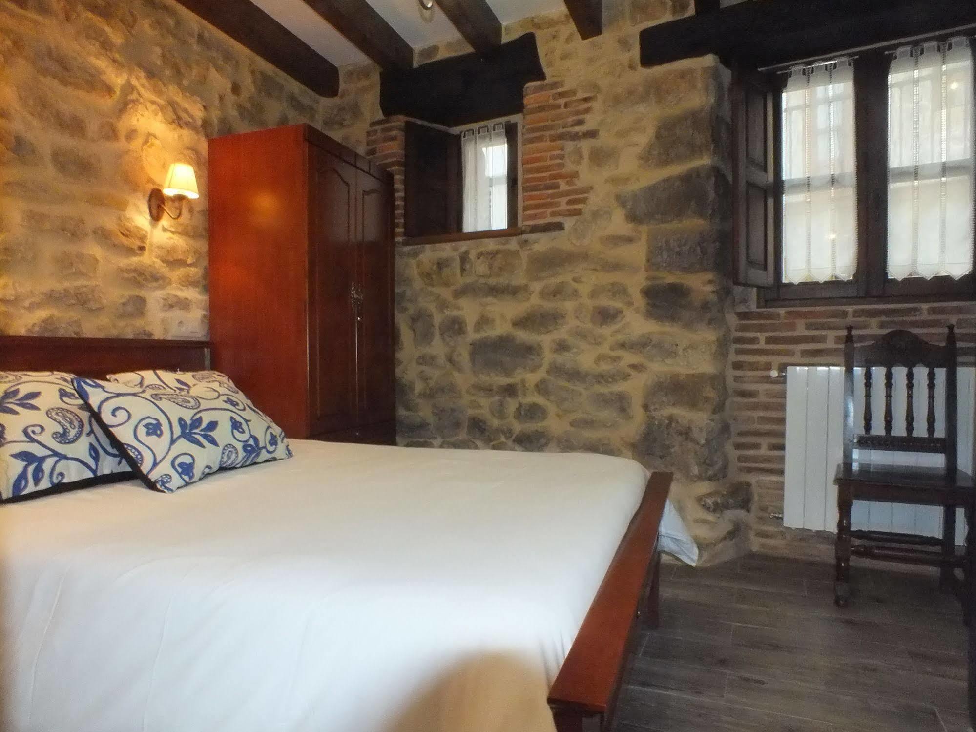 Apartamentos Legado De Santillana Santillana del Mar Kültér fotó